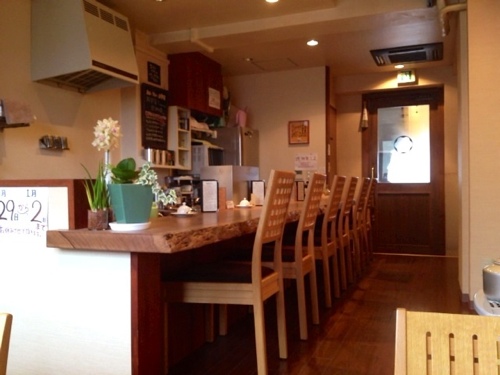 ゆるり人の店内