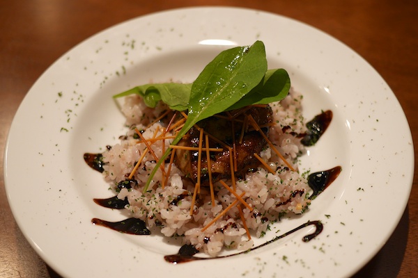 [フォアグラ丼全体写真]